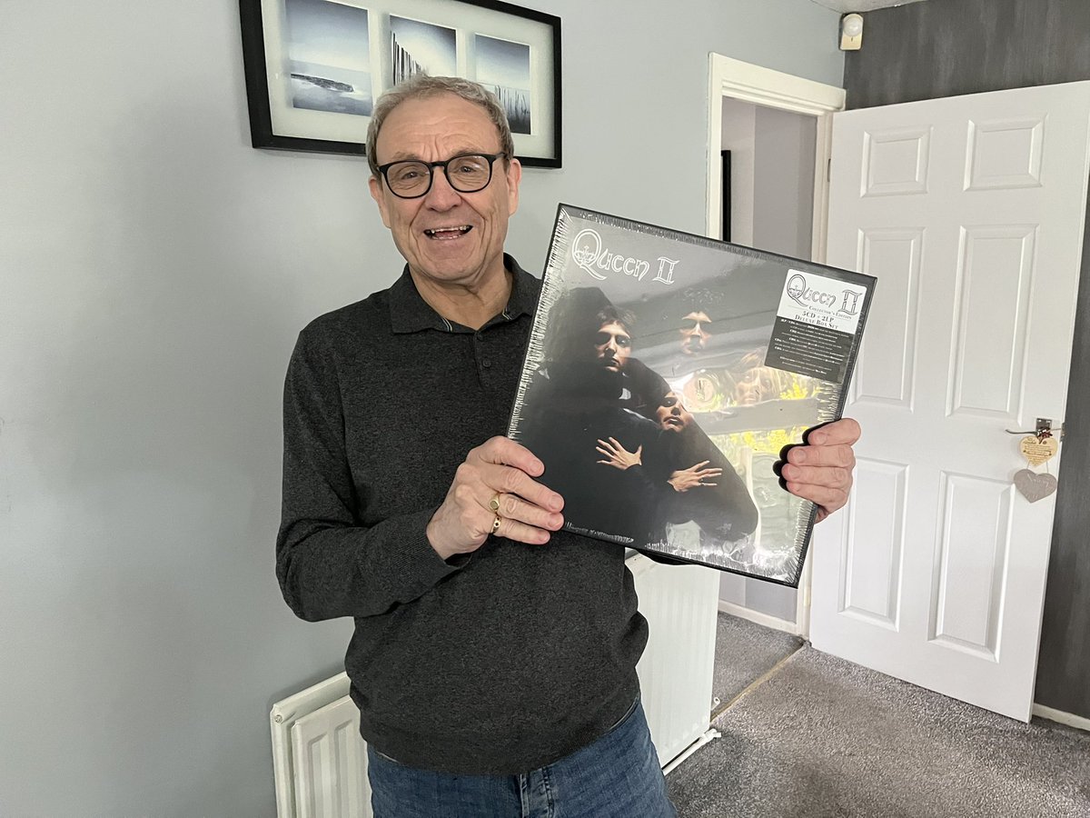 Albumsphere tweet media