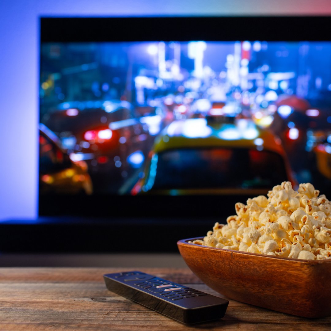 BreezePointe's tweet photo. Follow these steps to make the most of watching your favorite TV shows at home:
✅ Set the scene

✅ Prepare your snacks
✅ Select your favorite shows
✅ Enjoy your TV time

What’s your favorite series to watch when you’re relaxing? 🍕🛋️ https://t.co/EAU06GSqlP