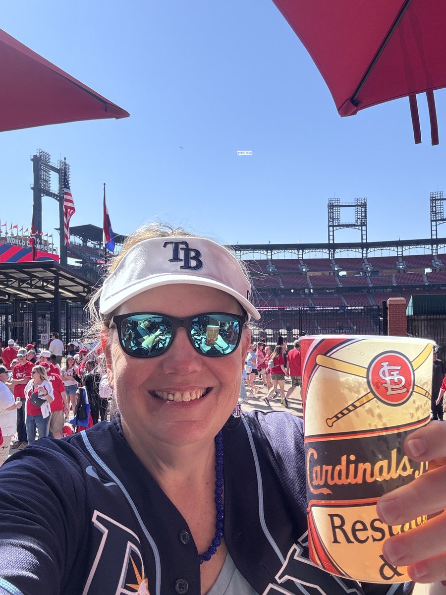 Joyce 💙⚡️🏒 tweet media