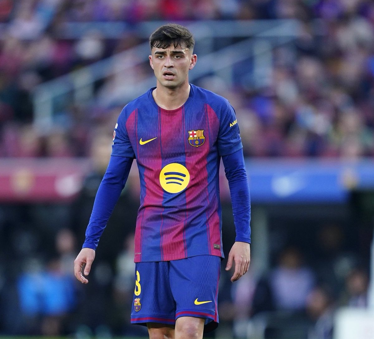 (fan) REAL MADRID FANS 🤍 tweet media