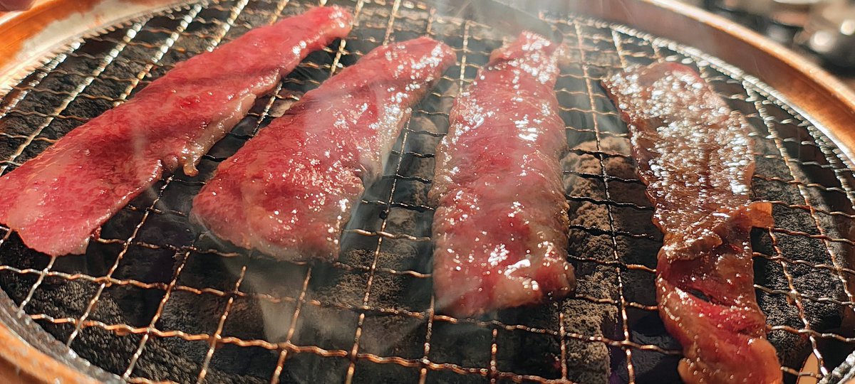 𝐅𝐞𝐥𝐳𝐞 tweet media