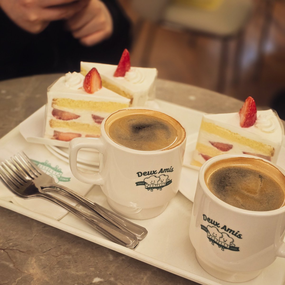 zz625 (짱이오) tweet media