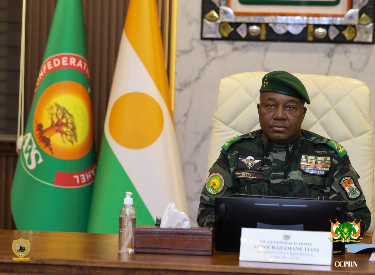 Niger Fr tweet media