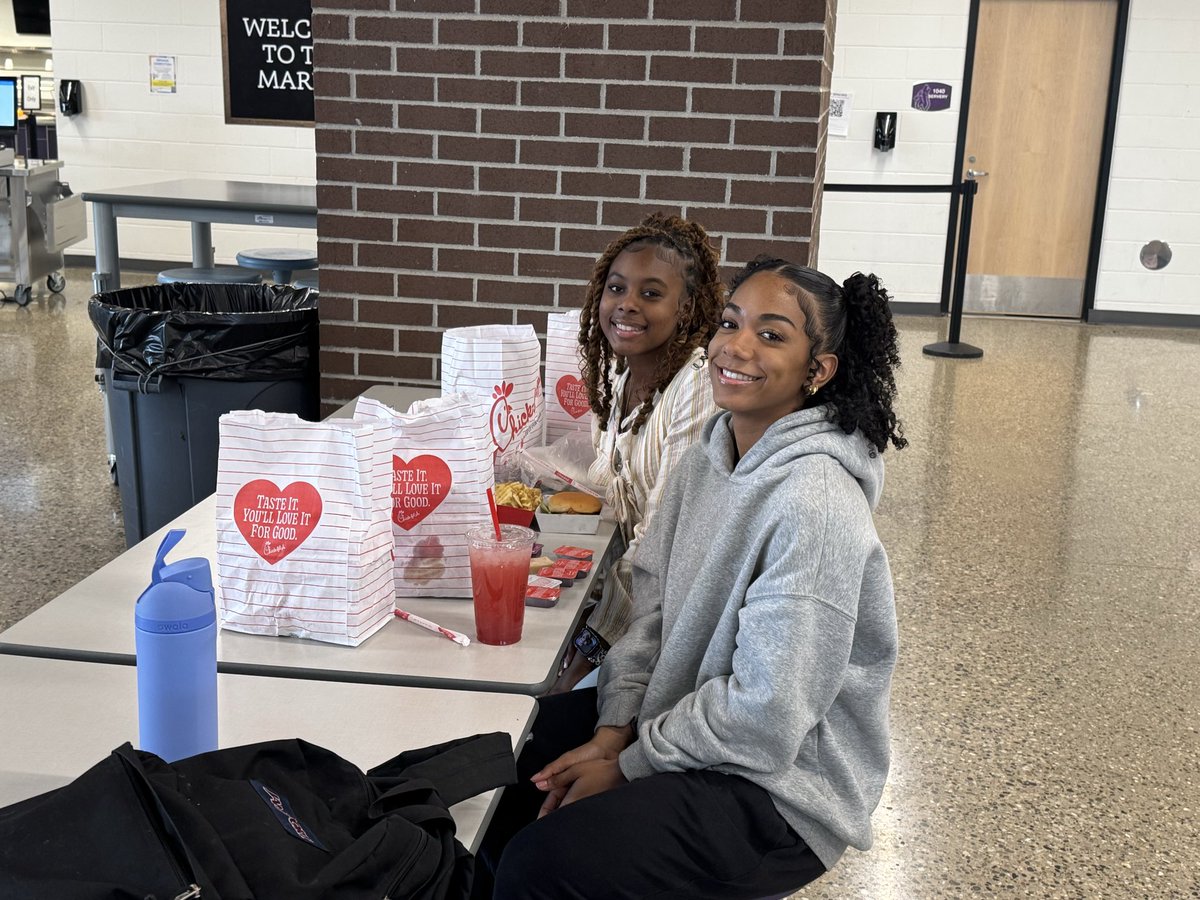 Wyoming Wolves tweet media