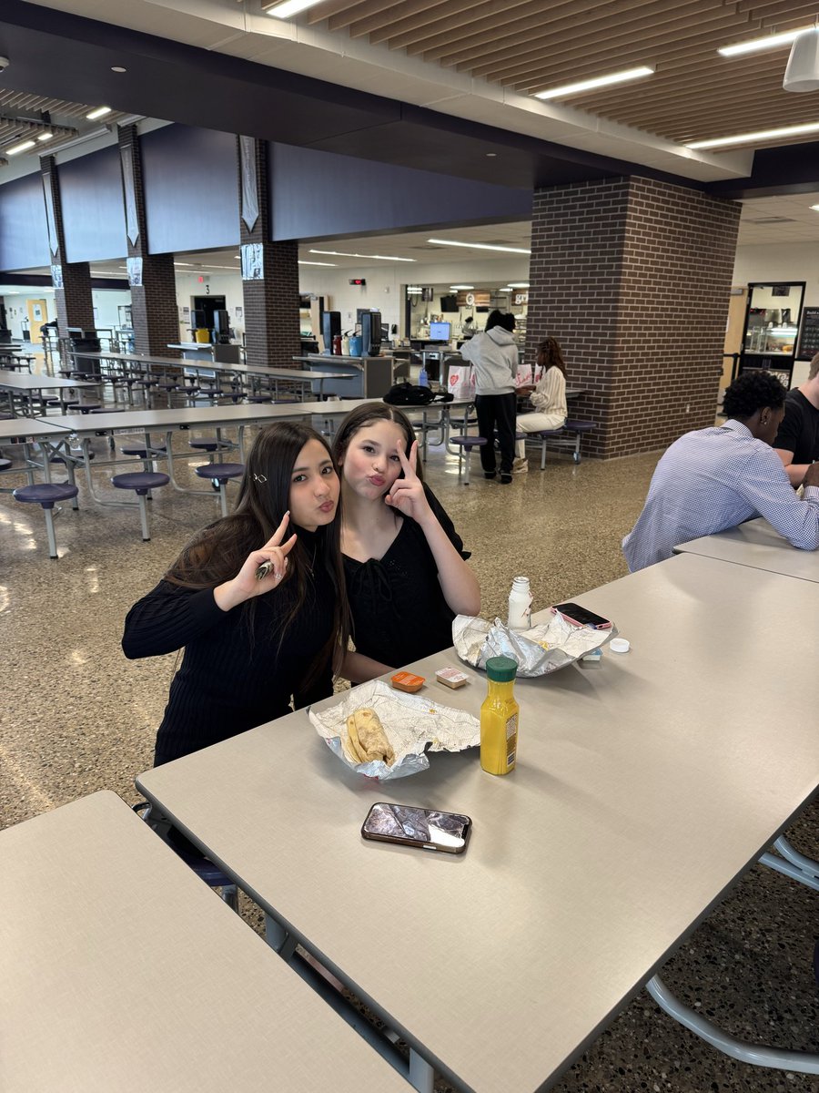 Wyoming Wolves tweet media