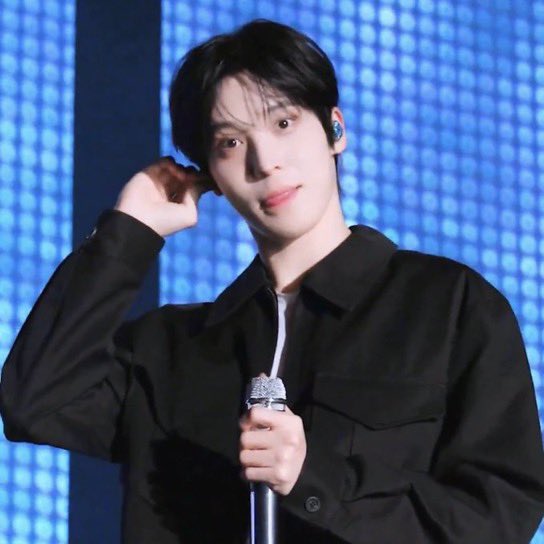 pudeongoomf's tweet photo. i’m sad and i need to cheer myself up somehow so here’s a thread a yunho bleping https://t.co/j1IVPqOCpZ