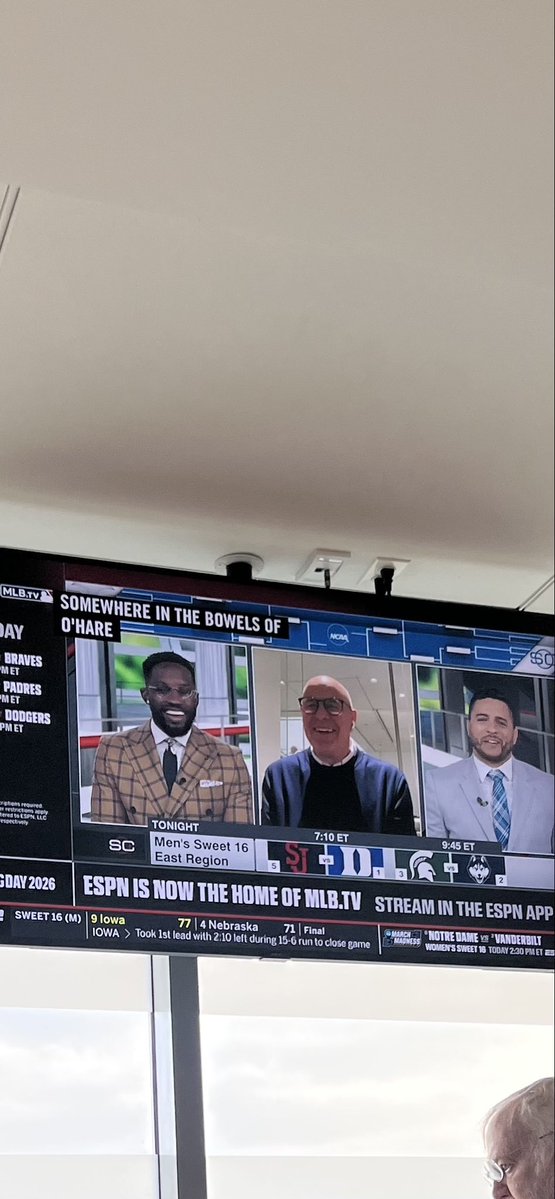 Josh Earnest tweet media