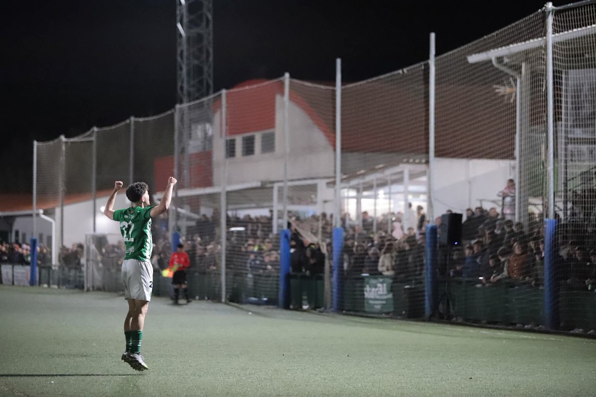 💚 EMF. VILLAREJO 💚

🟢⚪️PARTIDO DE COPA PRIMER EQUIPO VERDIBLANCO

Galería 📷 . . .

⭐️Temp. 2025/26 Octavos De Final
⭐️Jueves 26 De Marzo. 20:30h
⭐️EMF. Villarejo 3 - 2 CD. Villanueva De La Cañada "A"
⭐️Municipal Justo Díaz
⭐️Copa Aficionados RFFM

#OrgulloVerdiBlanco