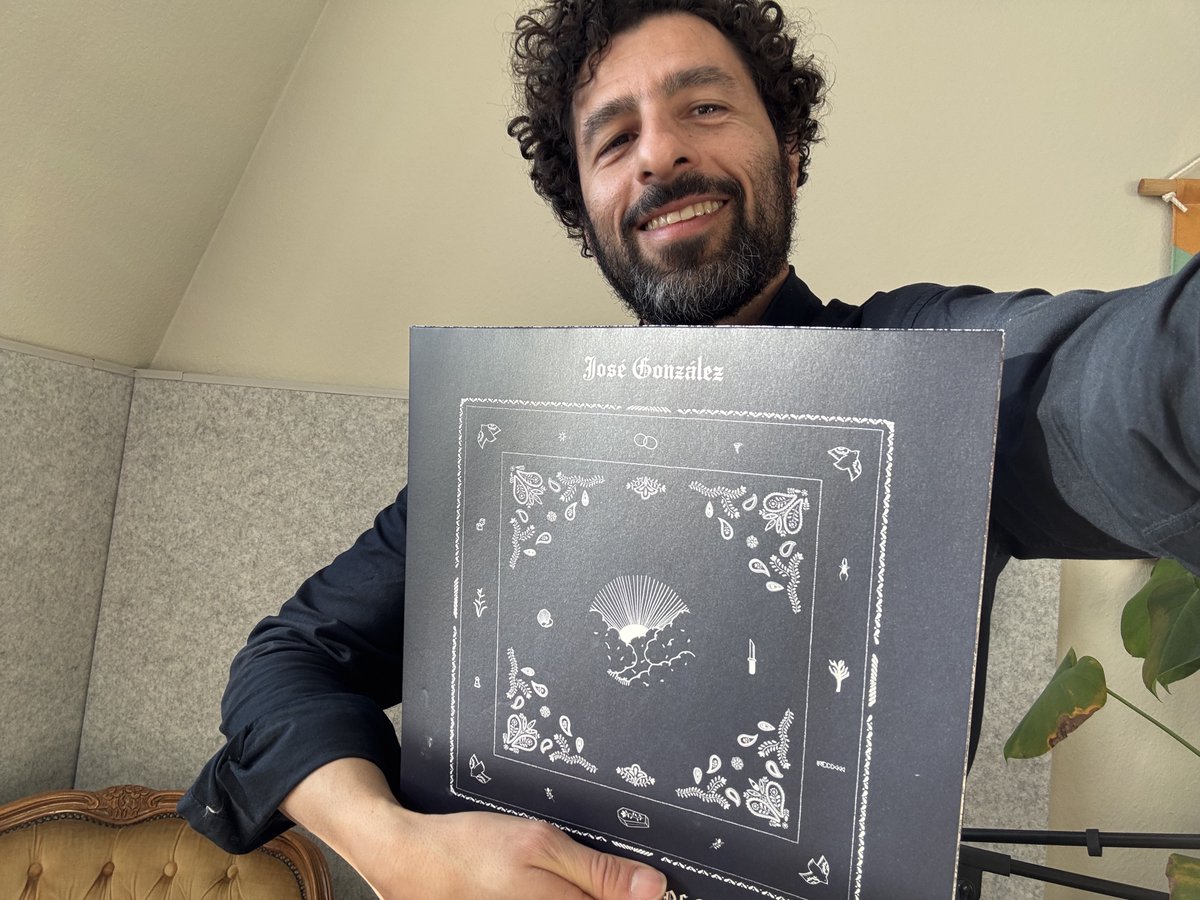 José González tweet media