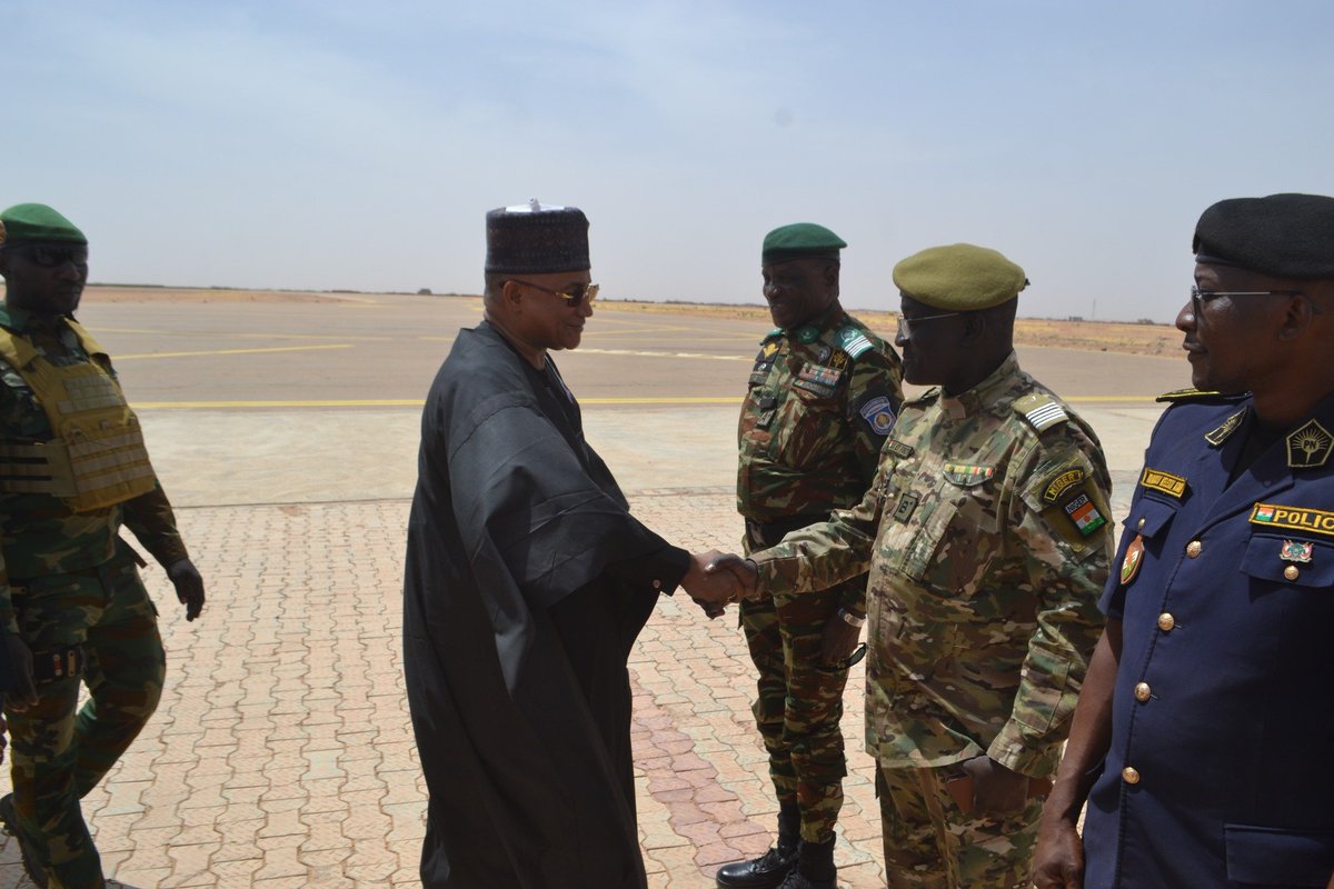 Niger Fr tweet media