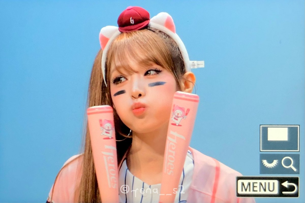 260327 시구하면 참 좋을텐데..
#최예나 #예나 #YENA #イェナ #崔叡娜 #LOVE_CATCHER #캐치캐치
#YENA_CatchCatch