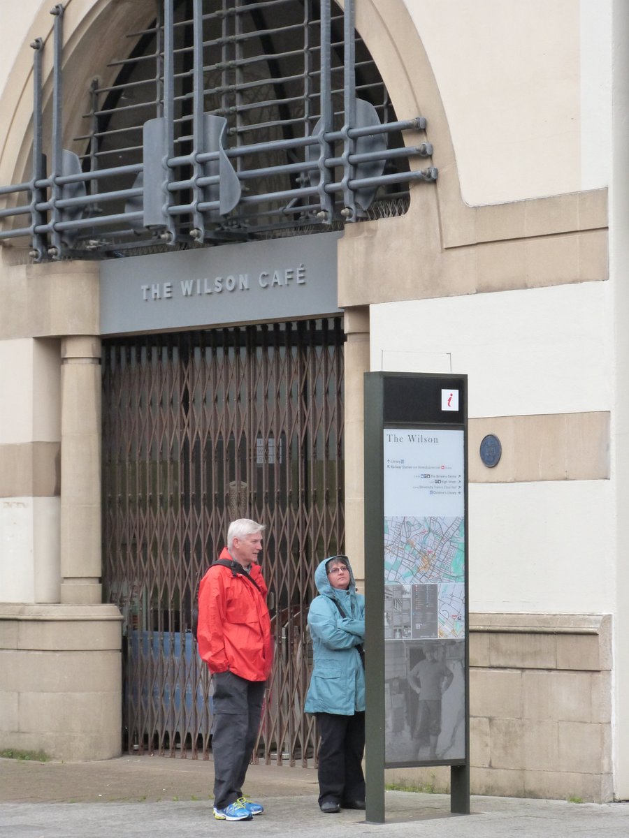 TrueformGroup's tweet image. Clear signage helps create better journeys. 
In Cheltenham, Trueform delivered integrated #wayfinding &amp;amp; #passengerinformation solutions to improve clarity, accessibility &amp;amp; confidence across the transport network.
trueform-signage.com/cheltenham-cas…
#TransportDesign