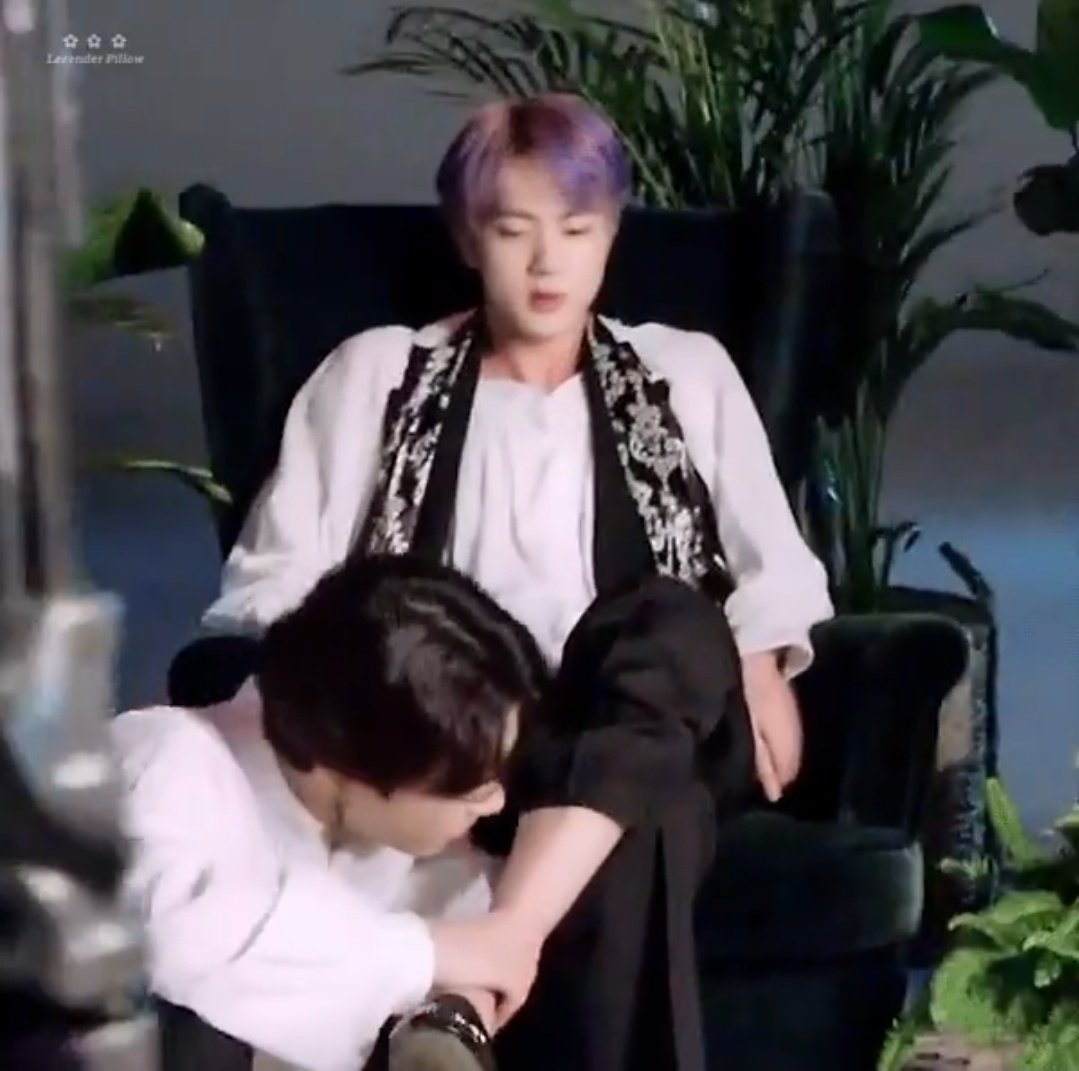 min zoya ⊙⊝⊜🪭 tweet media