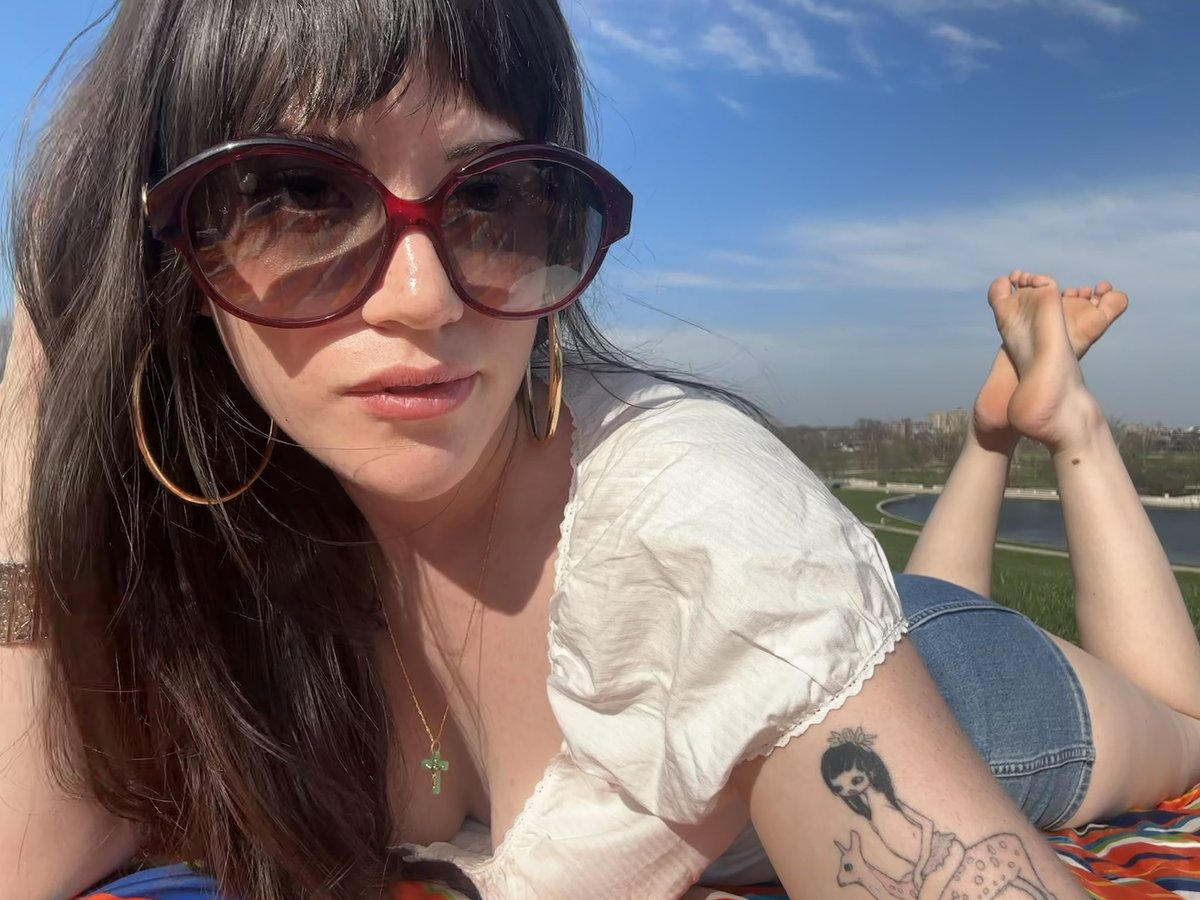 notnonicegal's tweet photo. ☀️😁 https://t.co/iR0tFsI6qs