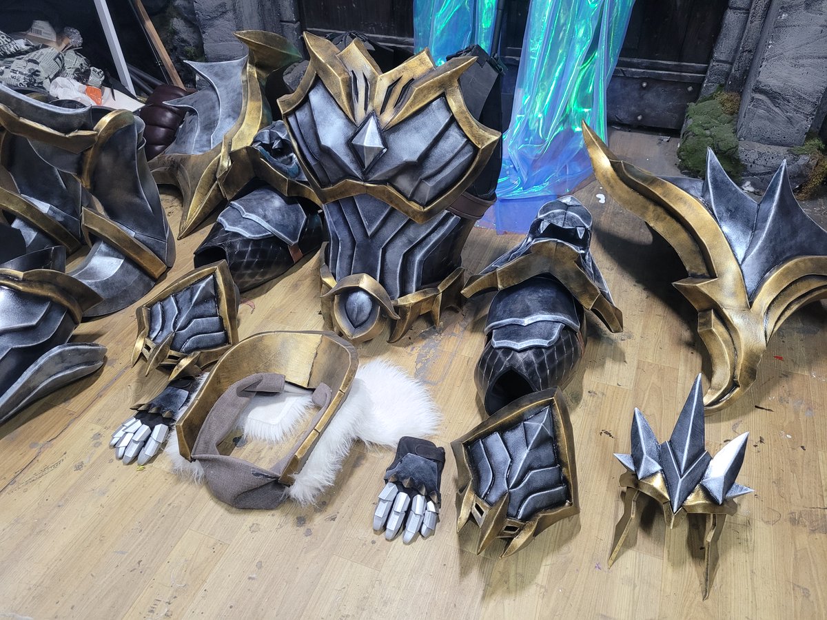 두워프 소품제작소 tweet media