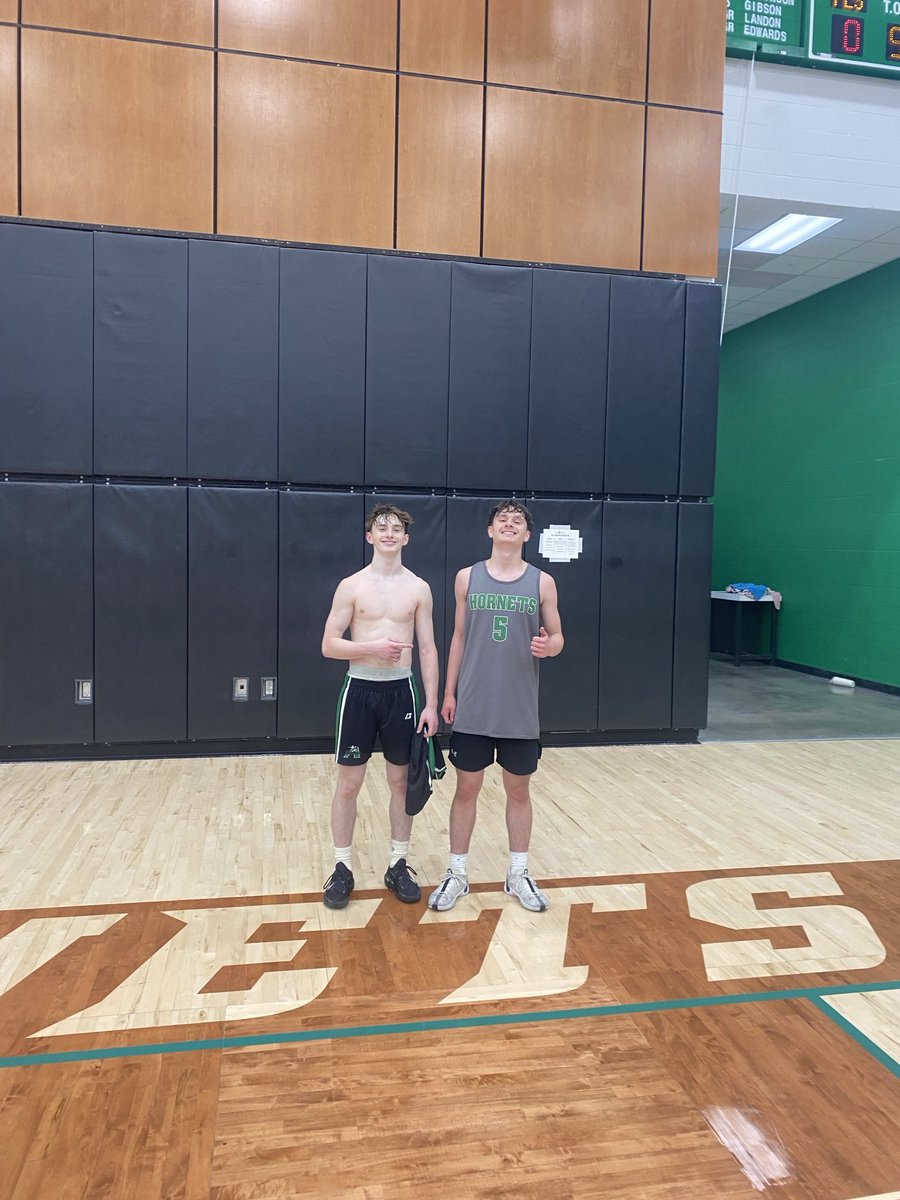 Hornet Hoops tweet media