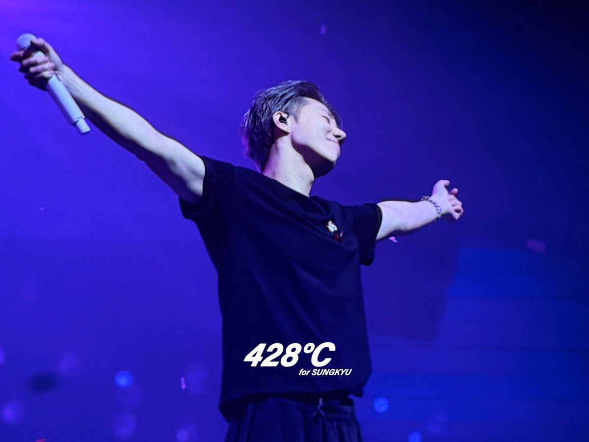 𝟒𝟐𝟖°𝐂 tweet media