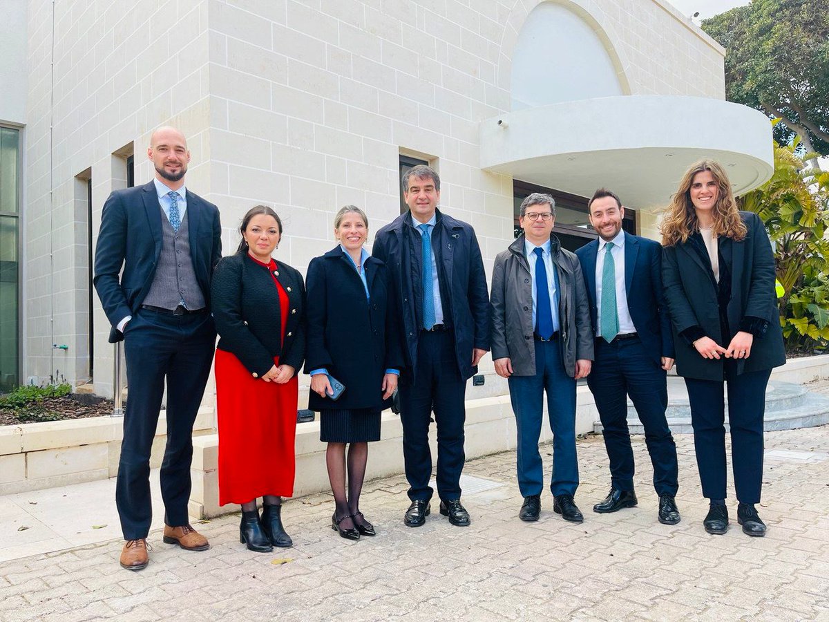 RaffaeleFitto's tweet image. 🇪🇺🇲🇹 Ringrazio Maria Elena Despott e tutto il team della Rappresentanza della Commissione europea a #Malta per la disponibilità e il prezioso lavoro svolto durante questa visita.
Un supporto fondamentale per rafforzare il dialogo con le istituzioni e per valorizzare il lavoro che