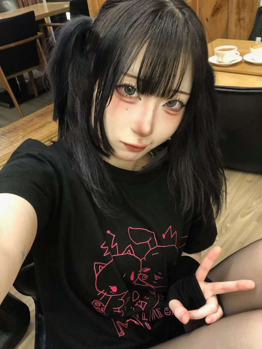 무이 むい tweet media