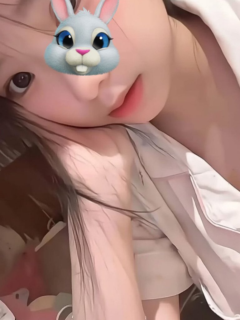 นานะ. tweet media