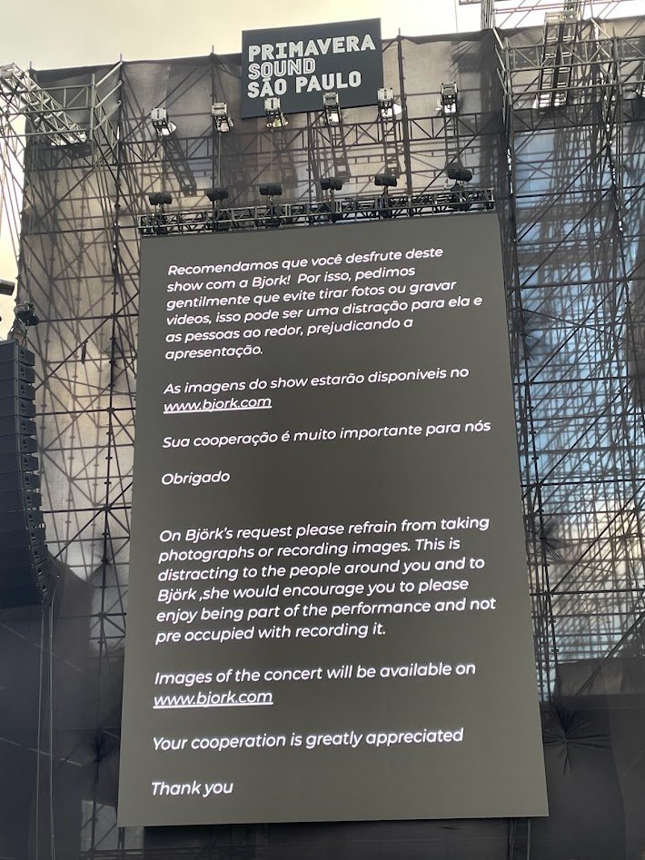 riaaaaad tweet media