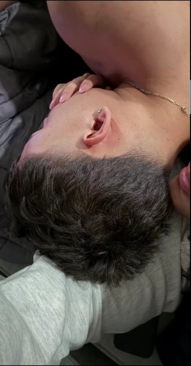 Dari💖 tweet media