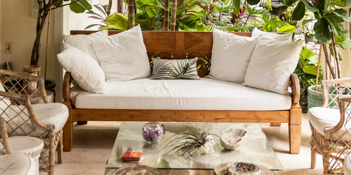 AccomackAndy's tweet photo. The Best Outdoor Pillows to Add to Your Patio This Summer https://t.co/f7Bz5aQHH5 https://t.co/ZyKpvMAE6O