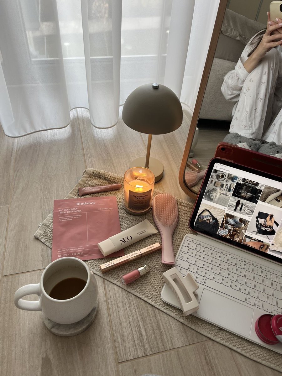 𝒞𝓁𝒶𝓈𝓈𝓎 tweet media