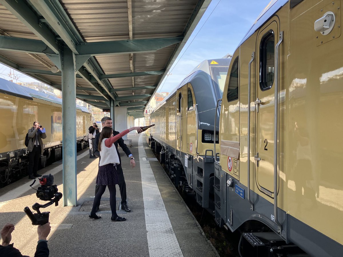 Z50000 franconville tweet media