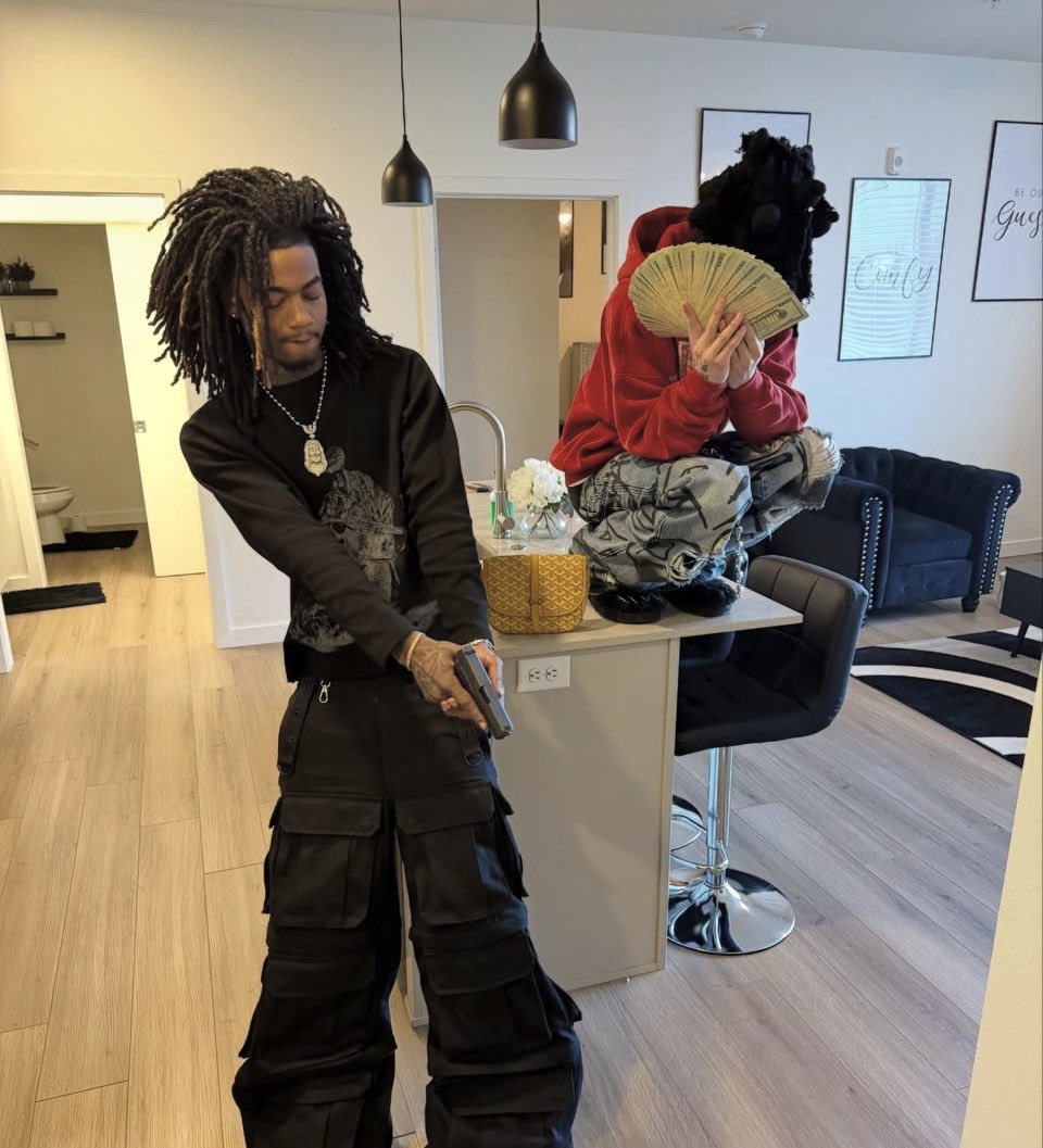 ┏▋— 𝐑𝐄𝐍𝐙𝐎, 𝐈®.🗯️ tweet media