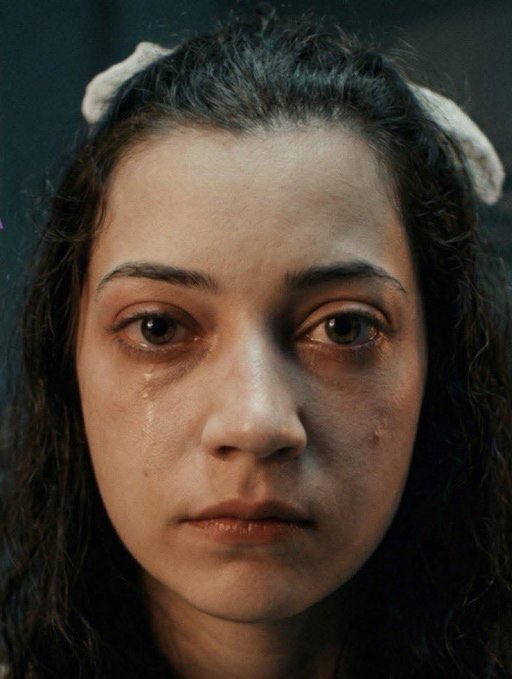 Eva Vlaardingerbroek tweet media