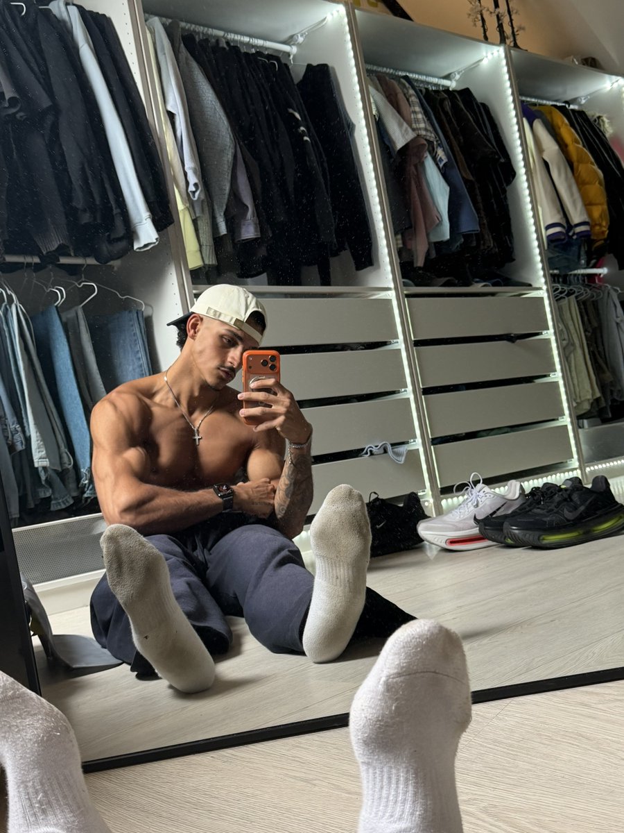 Alphagodsepanta tweet media