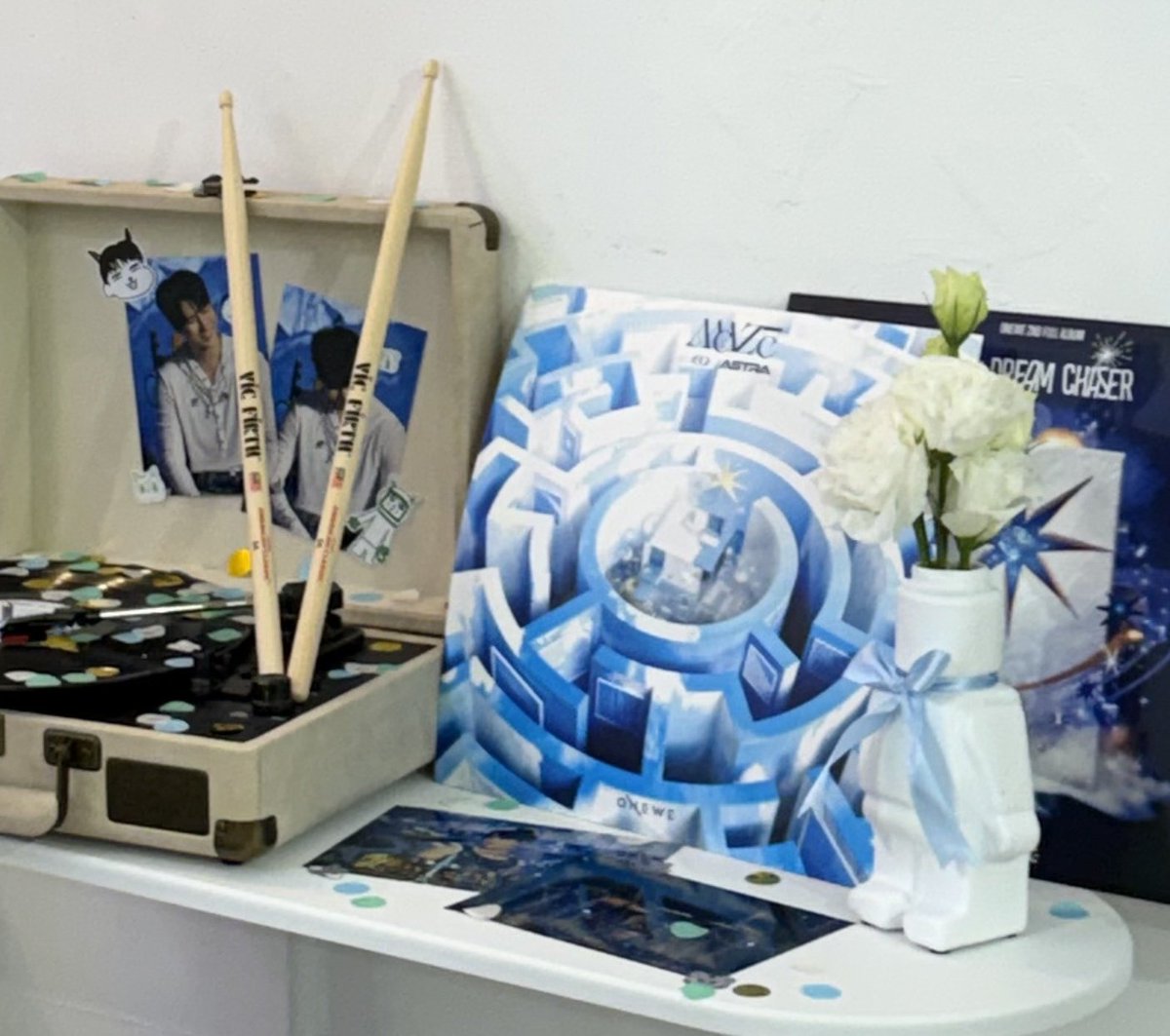 archiveH tweet media