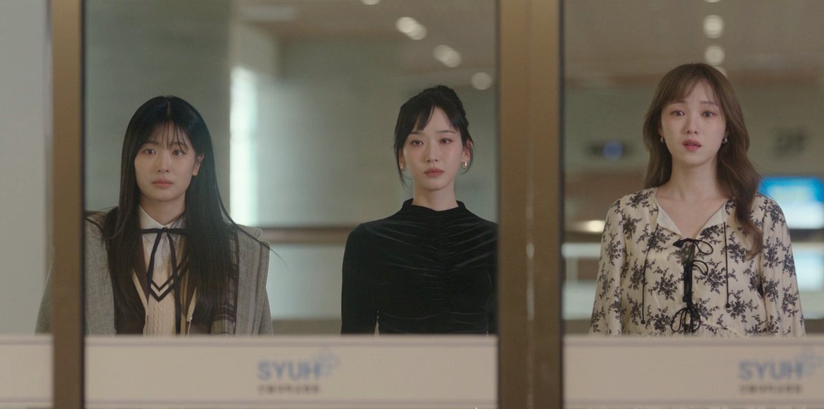 𝙢𝙤𝙢𝙞 tweet media