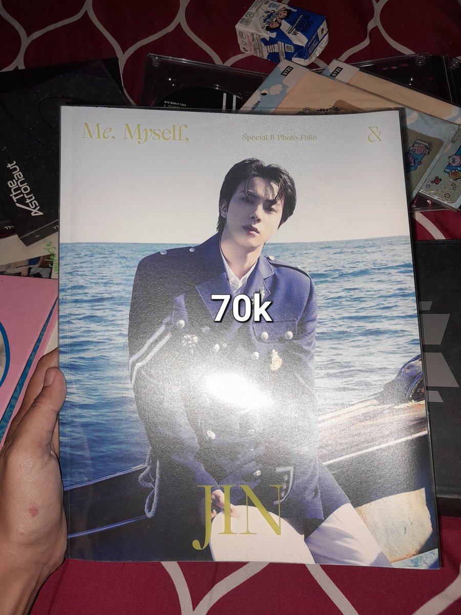 kim_line tweet media