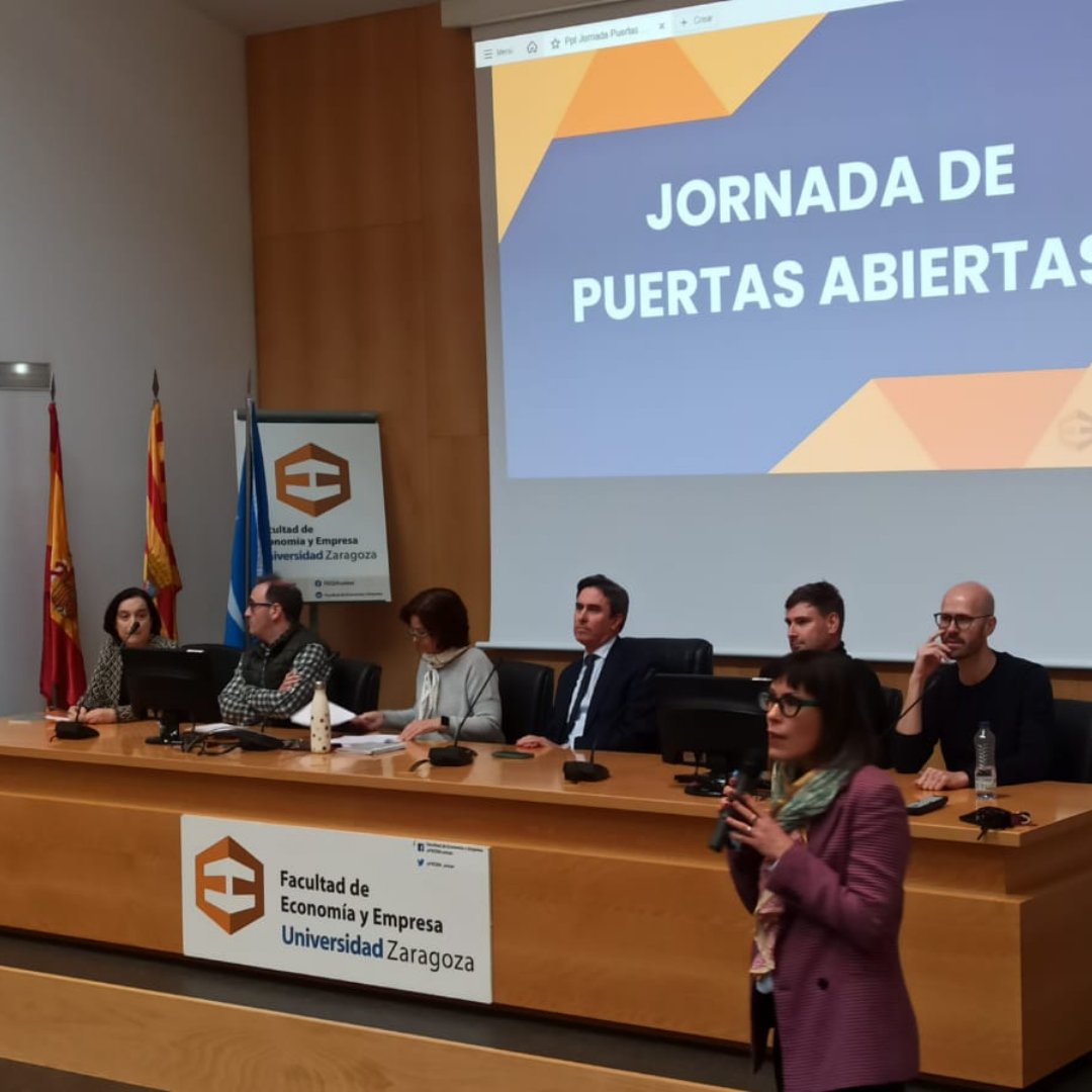 fecem_unizar's tweet photo. 📍Esta semana han tenido lugar las jornadas de puertas abiertas de nuestra facultad para futuros estudiantes.

🧐También ha habido talleres para todos los interesados en conocer un poquito más.

¡¡Esperamos veros de nuevo por aquí el curso que viene!! https://t.co/USGL4nOHPZ