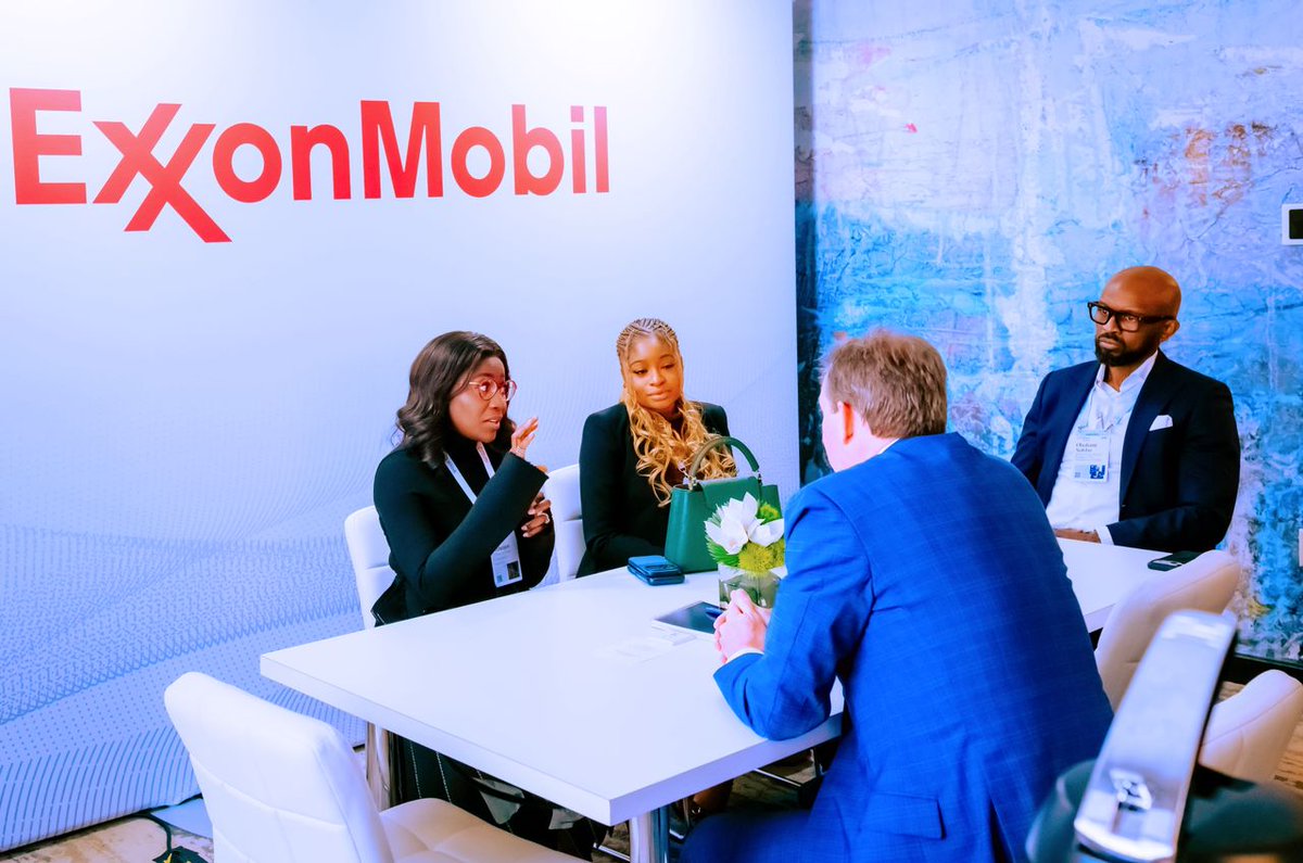 Olu Verheijen tweet media