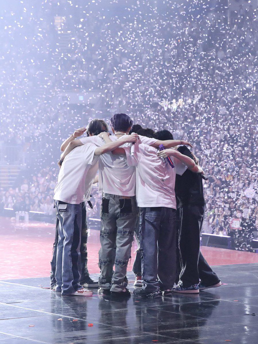 빌리프랩은 아티스트들을 지키해야 해요#PROTECT_OUR_SEVEN
🧡🧡🧡🧡🧡🧡🧡