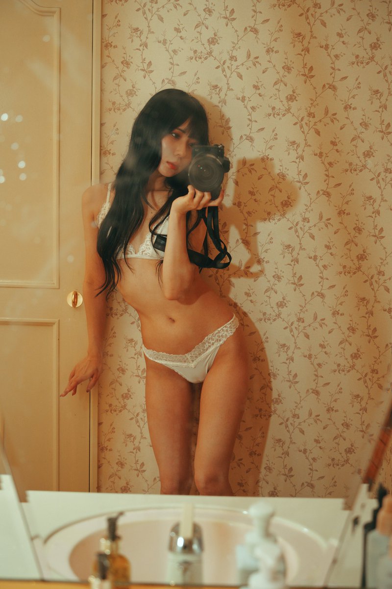 鳴上なごね💚さんのエロ画像、2026年03月27日23時31分50秒に投稿