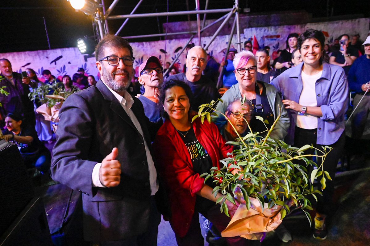 Frente Amplio tweet media