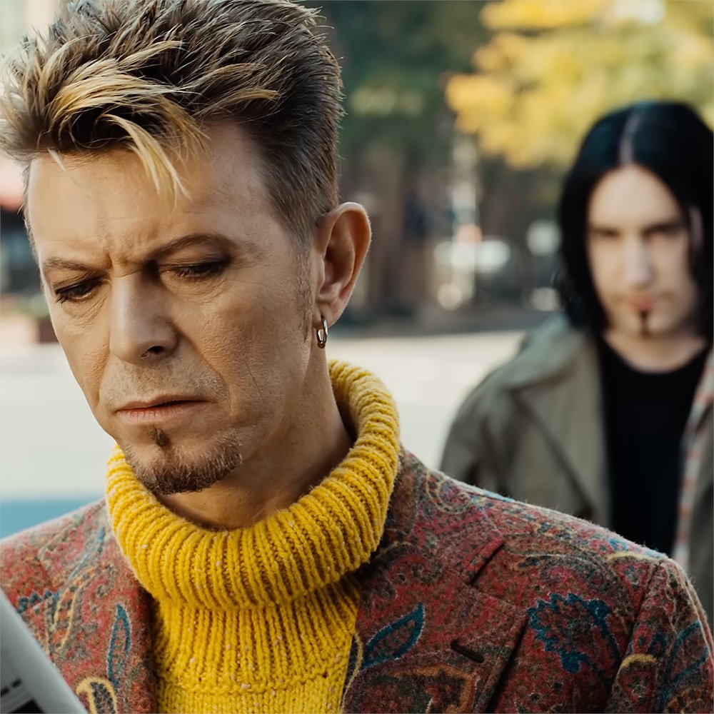 HugoMoroux's tweet photo. I'm Afraid of Americans - OUT NOW:
https://t.co/zKAVRcM1Rj

For Bowie.
For now. https://t.co/HCzQl4RV7x