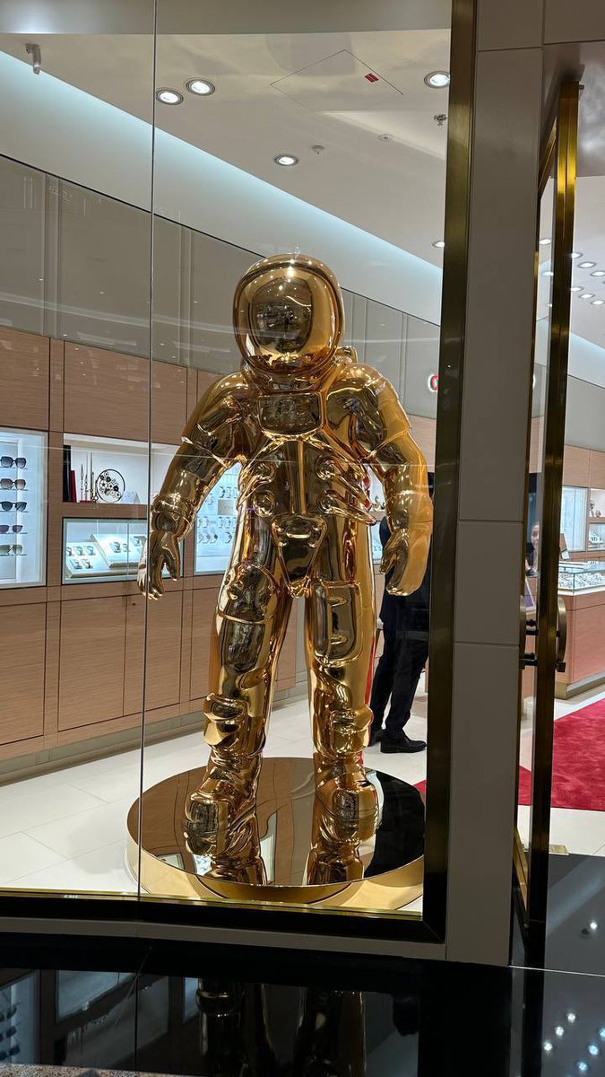 Spaceman tweet media