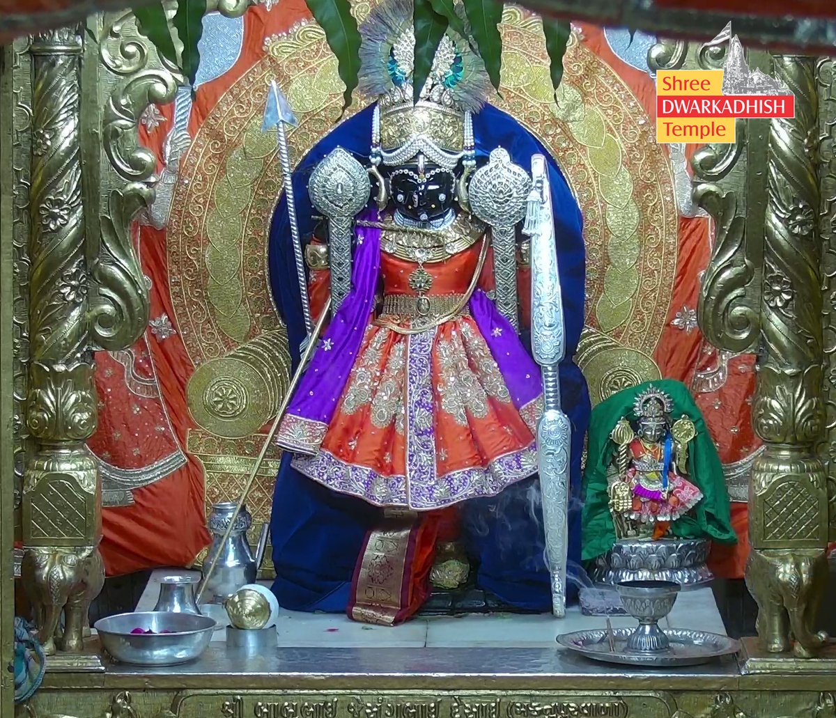Shri Dwarkadhish Mandir tweet media