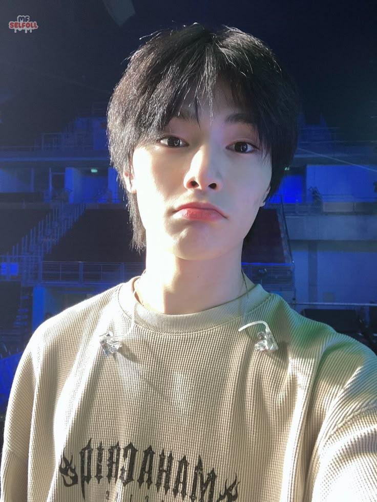 SELFOL ONLY! tweet media