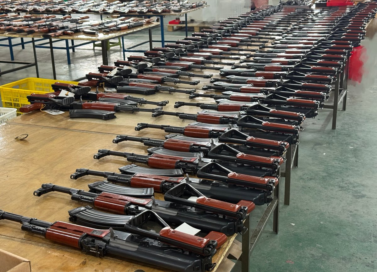AkrivaAirsoft's tweet photo. AKRIVA T56-2/SR and T56/SR are under inspection.
#AKRIVA #TYPE56 #AIRSOFT #GBB https://t.co/wZ0Cwq3e7X