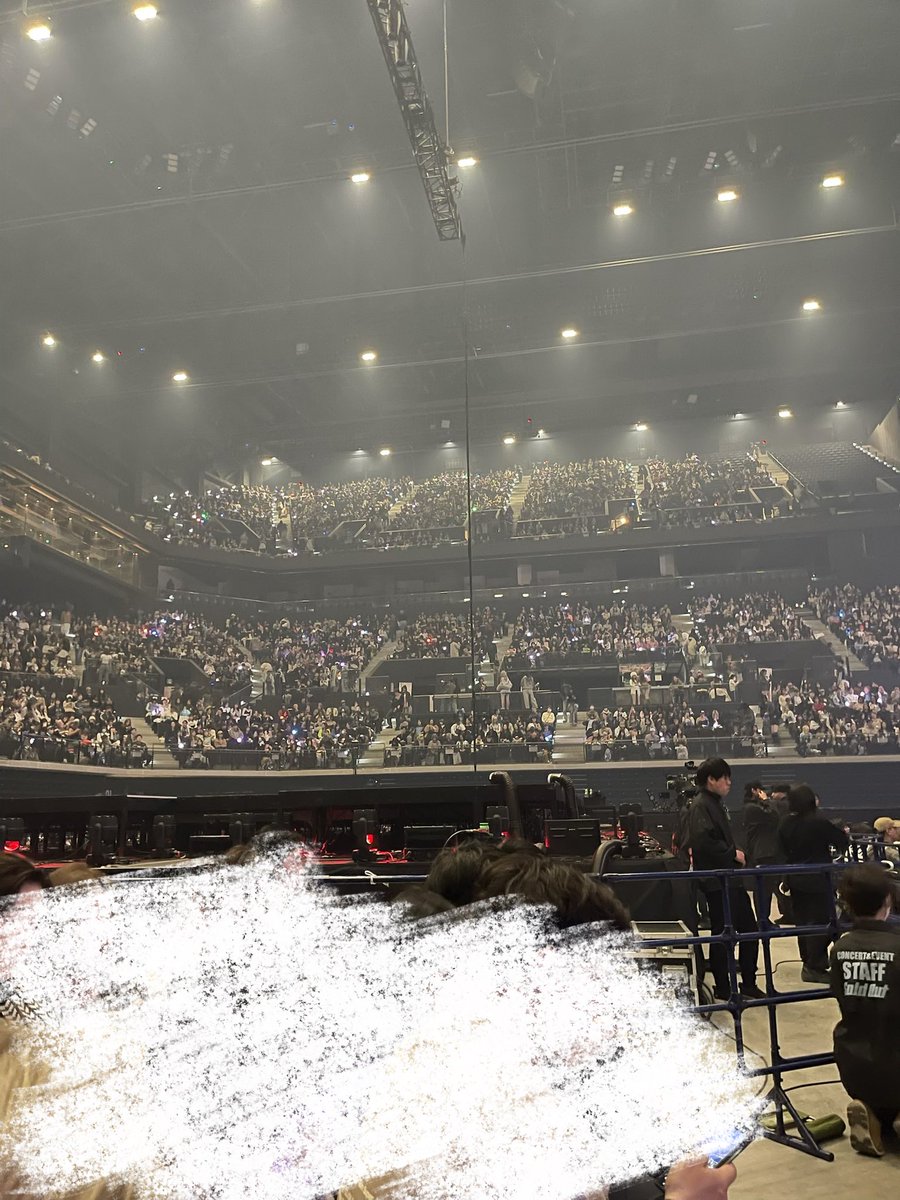 x____g_00's tweet photo. XG2ndワルツin神戸 Day1 &amp; Day2参戦🚀

1日目はソロでスタンドVIP✨
会場のキャパ的にセンステどこまで伸びるか分からんくて不安だったけど入場したら近すぎてズッコケた🤦‍♂️

2日目はリア友ファズとアリーナVIP✨
今回は目に焼き付けることに徹底したから最高に良かった🥲
が、後味は良くなかった…😞 https://t.co/vJdnIimS9R