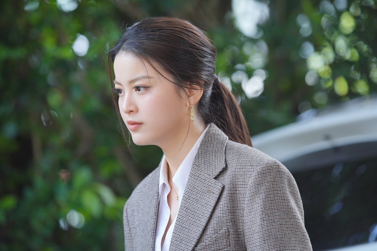 viewwwww. tweet media