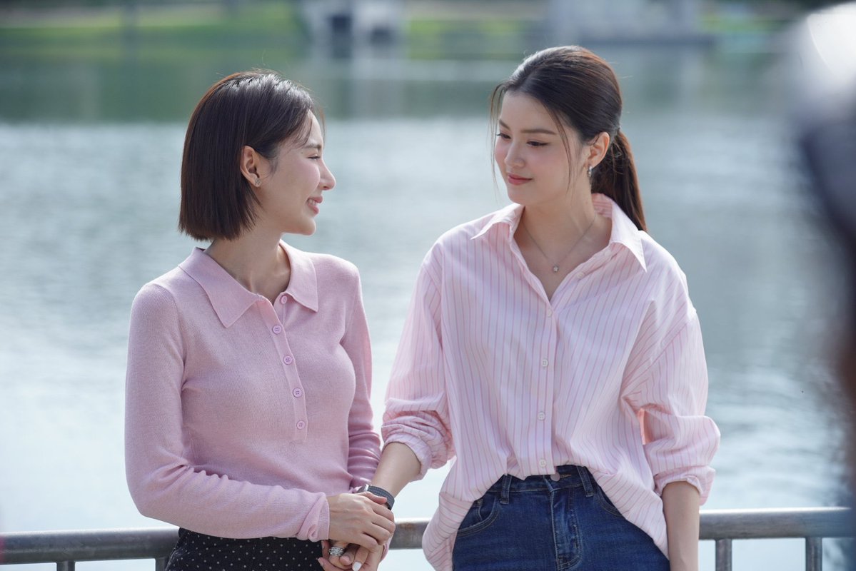 viewwwww. tweet media