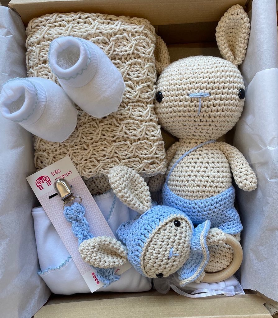 La Tatita. 🖤 tweet media