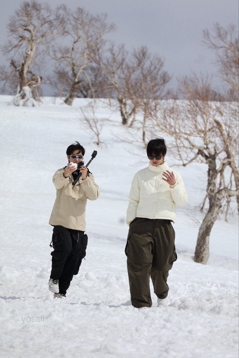 カメラマンとモデル📹🤭💕

#เจ้าแก้มก้อน #fluke_natouch 
#peterpanzz_w #WhiteMemoriesWithFlukePeterpan
#キロロスキー場